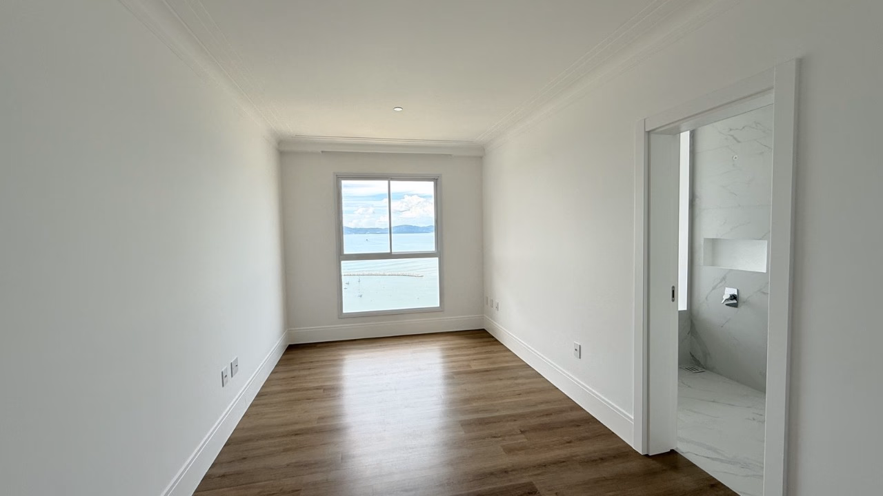Apartamento 3 suítes em Canto da Praia — Canto da Praia, Itapema