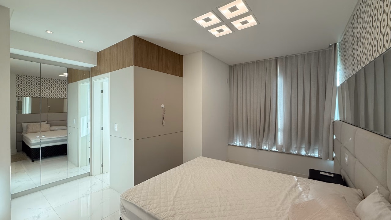 Apartamento 4 suítes em Meia Praia — Meia Praia, Itapema