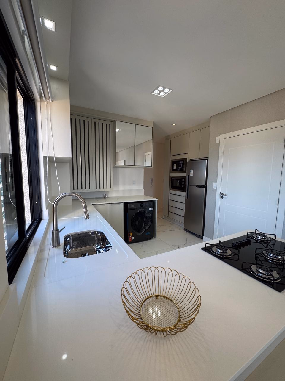 Apartamento 2 suítes em Meia Praia — Meia Praia, Itapema