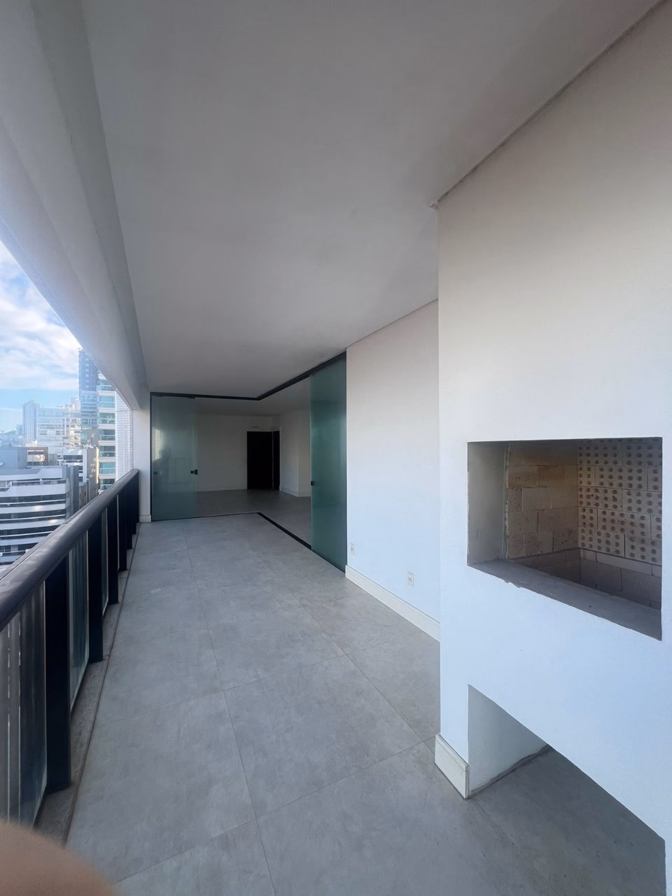 Apartamento 4 suítes em Centro — Centro, Itapema