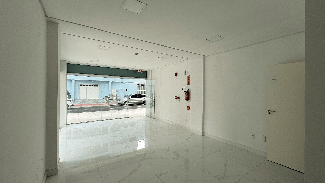 Sala comercial em Balneário Perequê — Balneário Perequê, Porto Belo