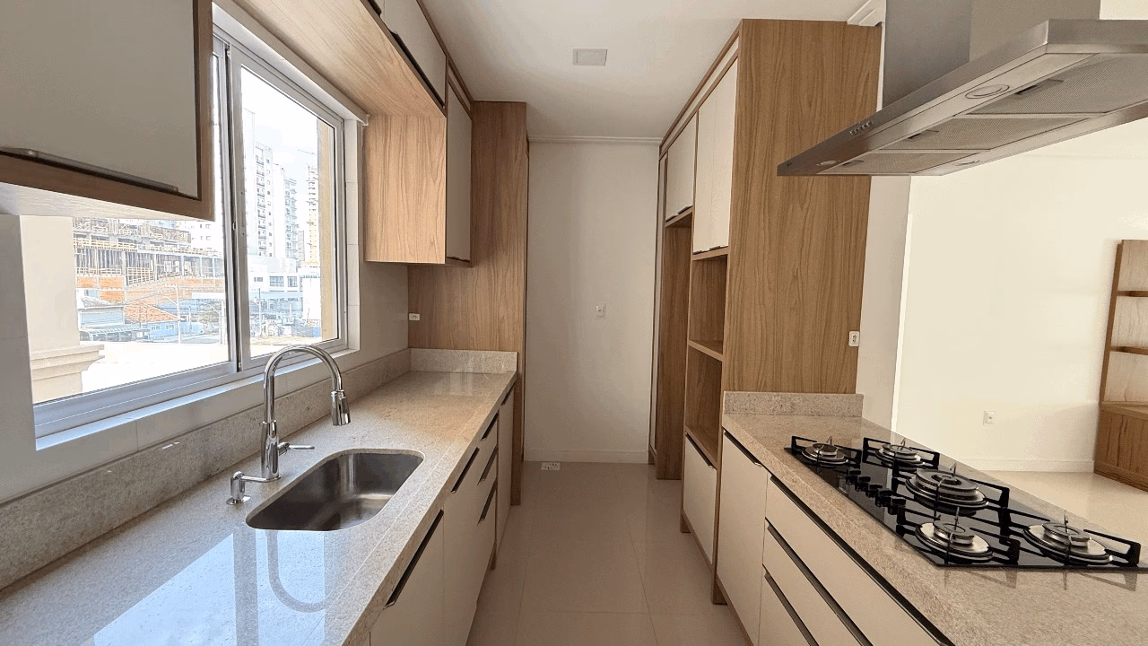 Apartamento 3 quartos em Meia Praia — Meia Praia, Itapema