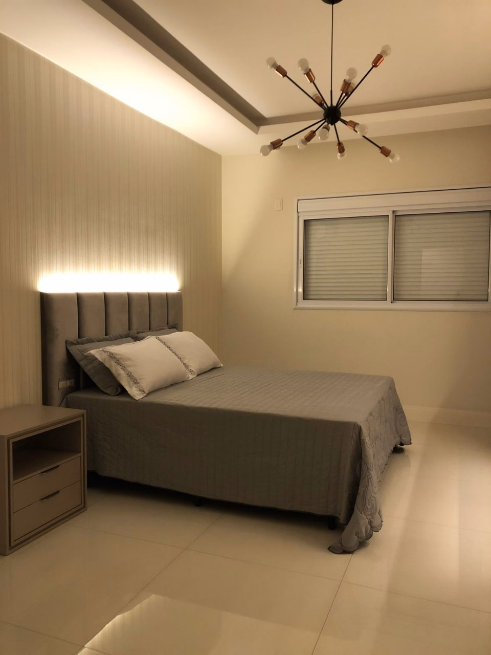 Apartamento 4 suítes em Meia Praia — Meia Praia, Itapema
