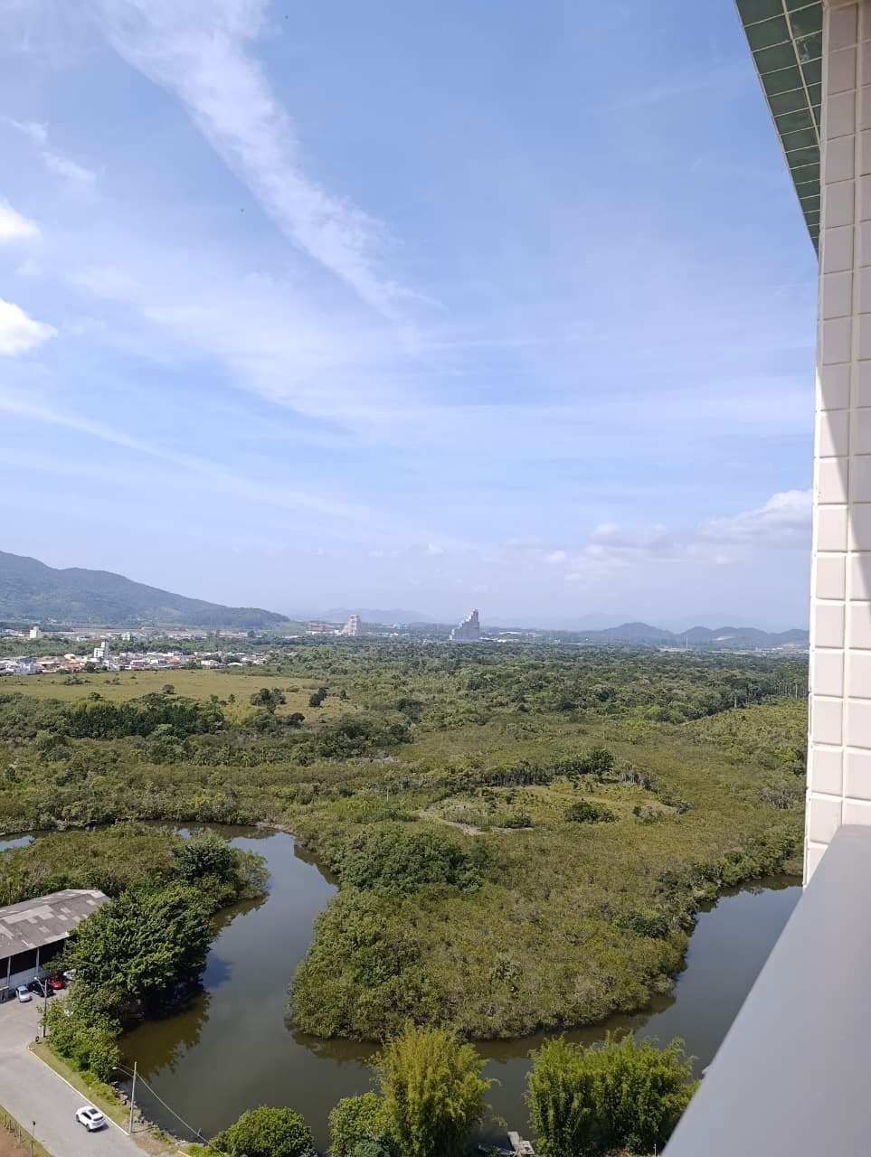 Apartamento 3 suítes em Meia Praia — Meia Praia, Itapema