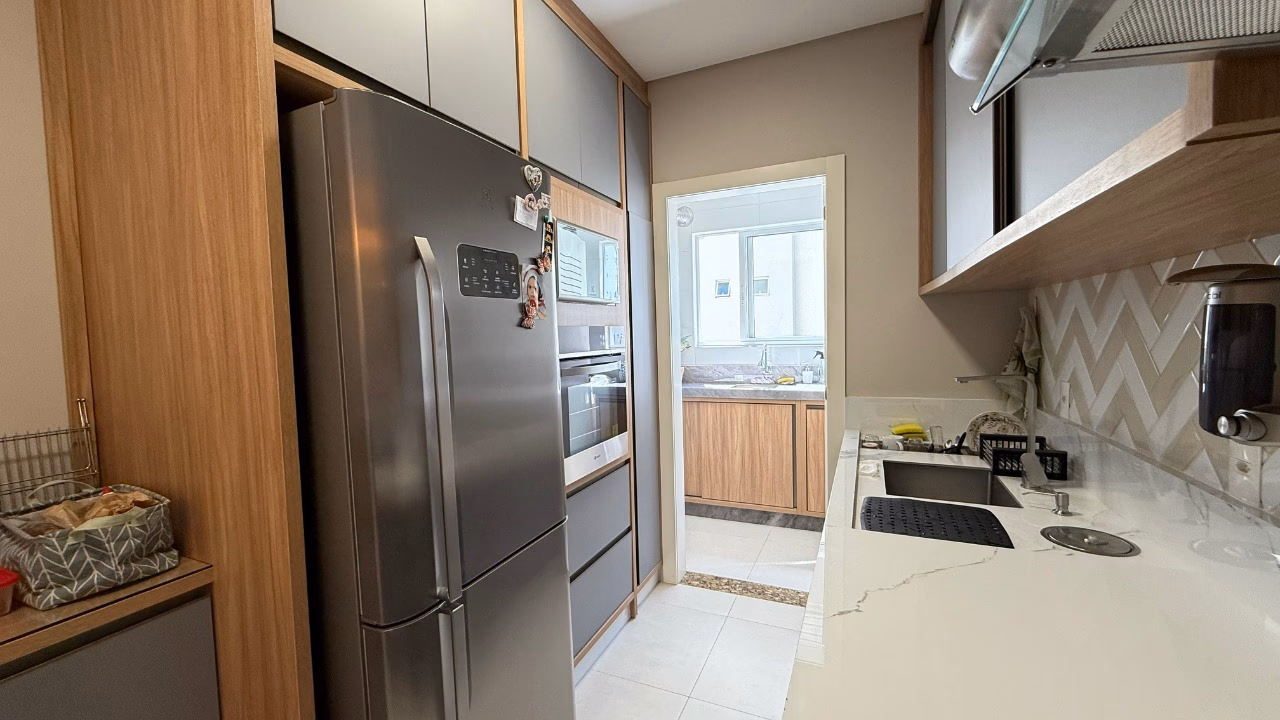 Apartamento 3 suítes em Meia Praia — Meia Praia, Itapema