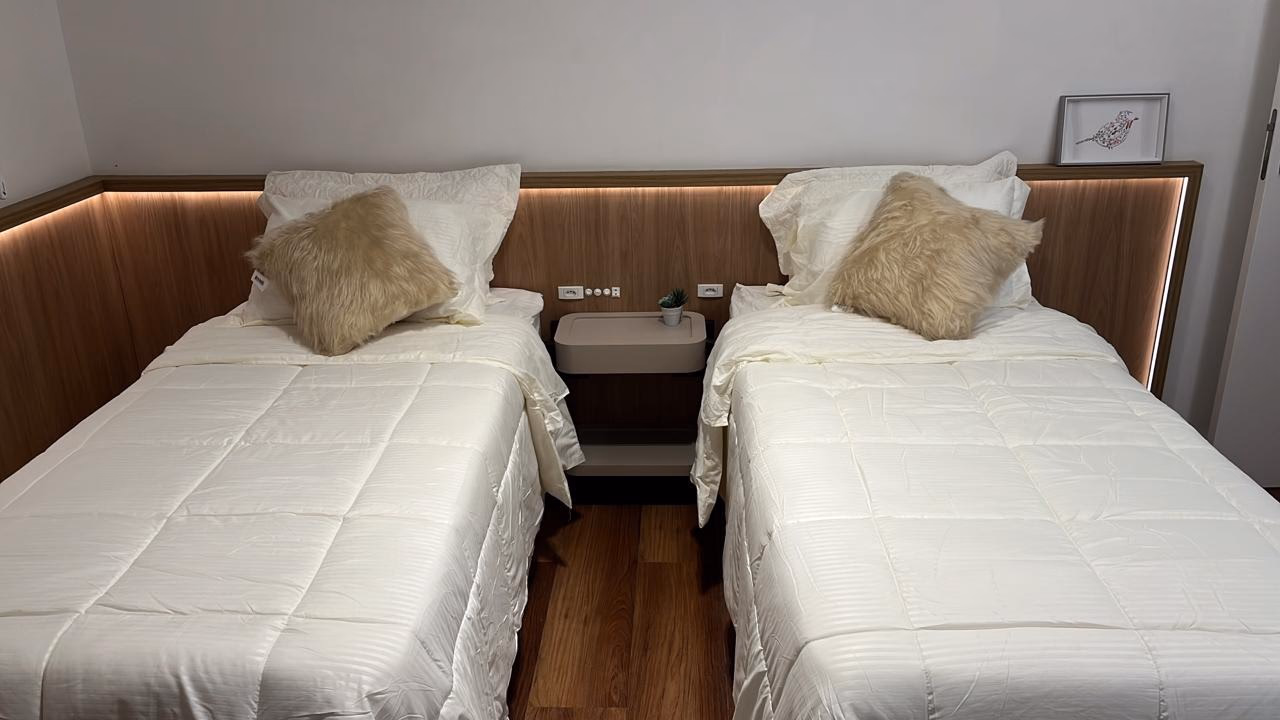 Apartamento 4 suítes em Meia Praia — Meia Praia, Itapema
