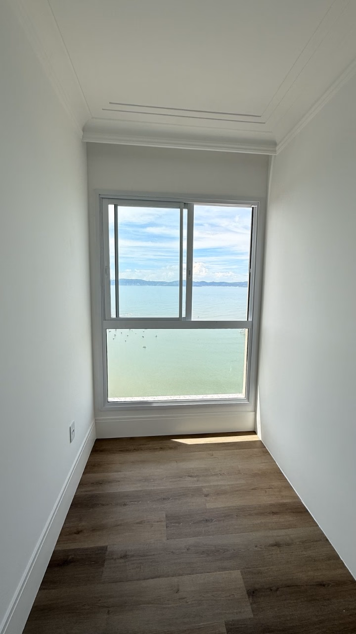 Apartamento 4 suítes em Canto da Praia — Canto da Praia, Itapema