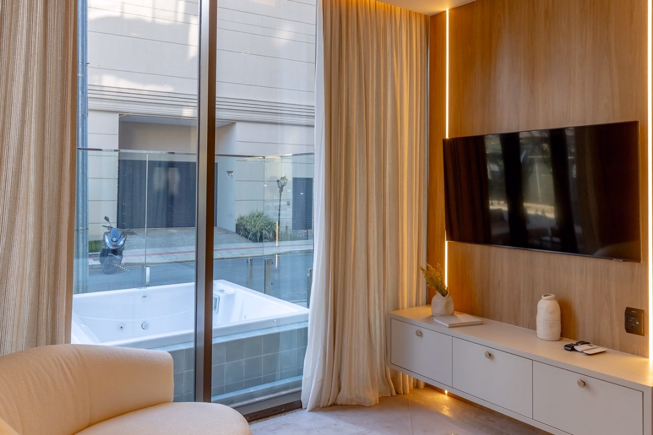 Residencial Éleve, Rua Alcideas J