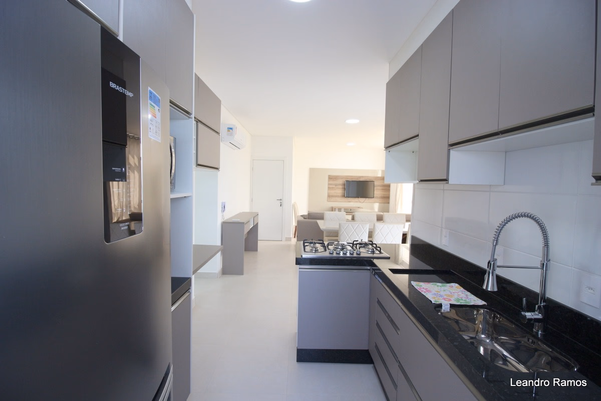 Apartamento 3 suítes em Meia Praia — Meia Praia, Itapema