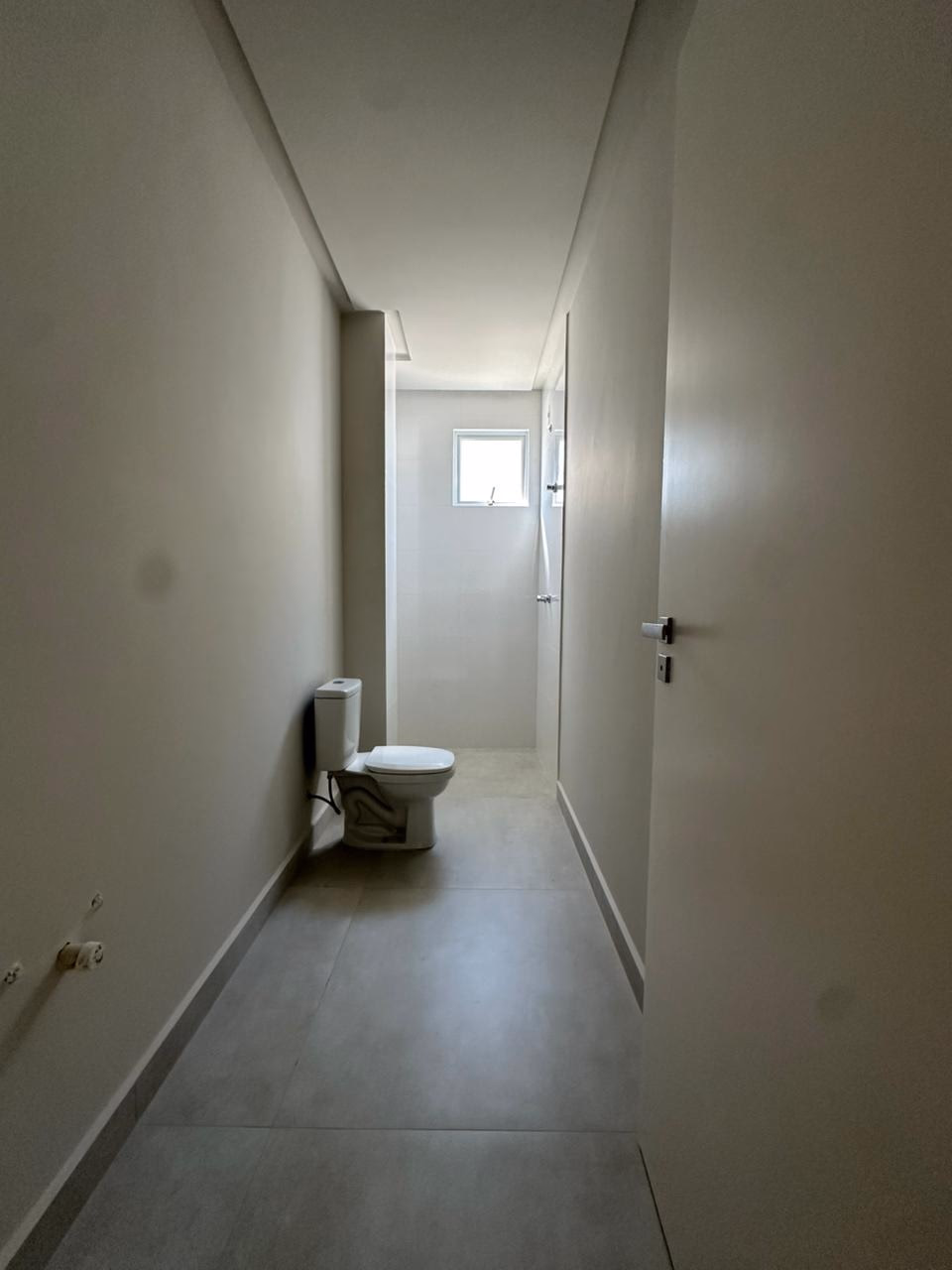 Apartamento 4 suítes em Meia Praia — Meia Praia, Itapema