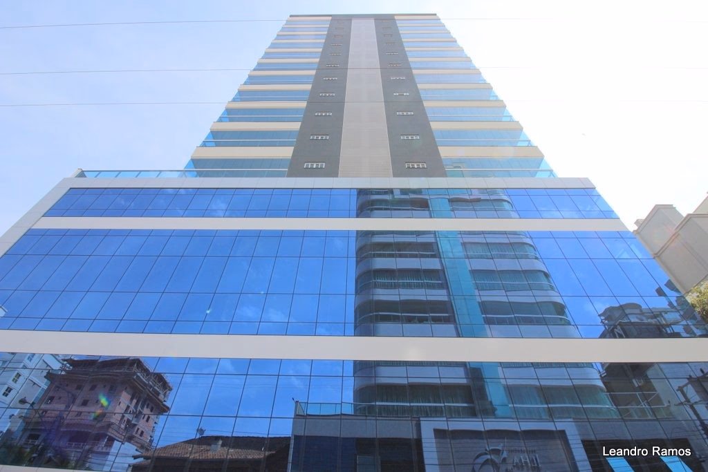 Jardim Imperial Residence — Meia Praia