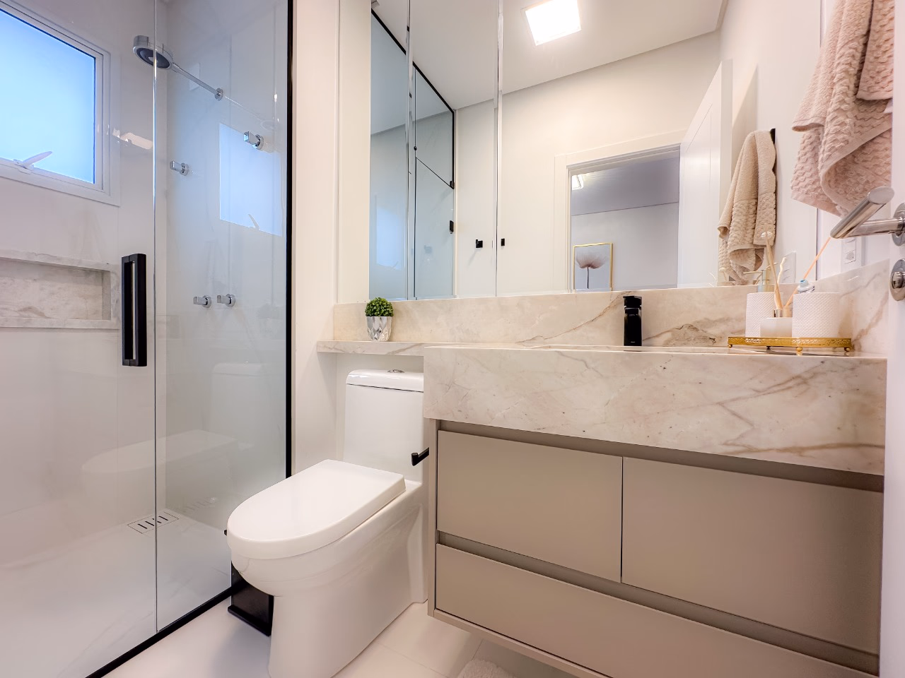 Apartamento 4 suítes em Centro — Centro, Itapema