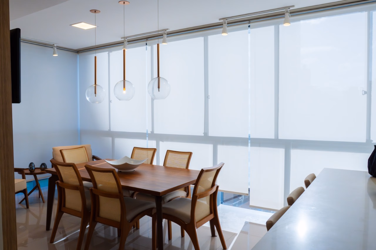 Apartamento 4 suítes em Meia Praia — Meia Praia, Itapema
