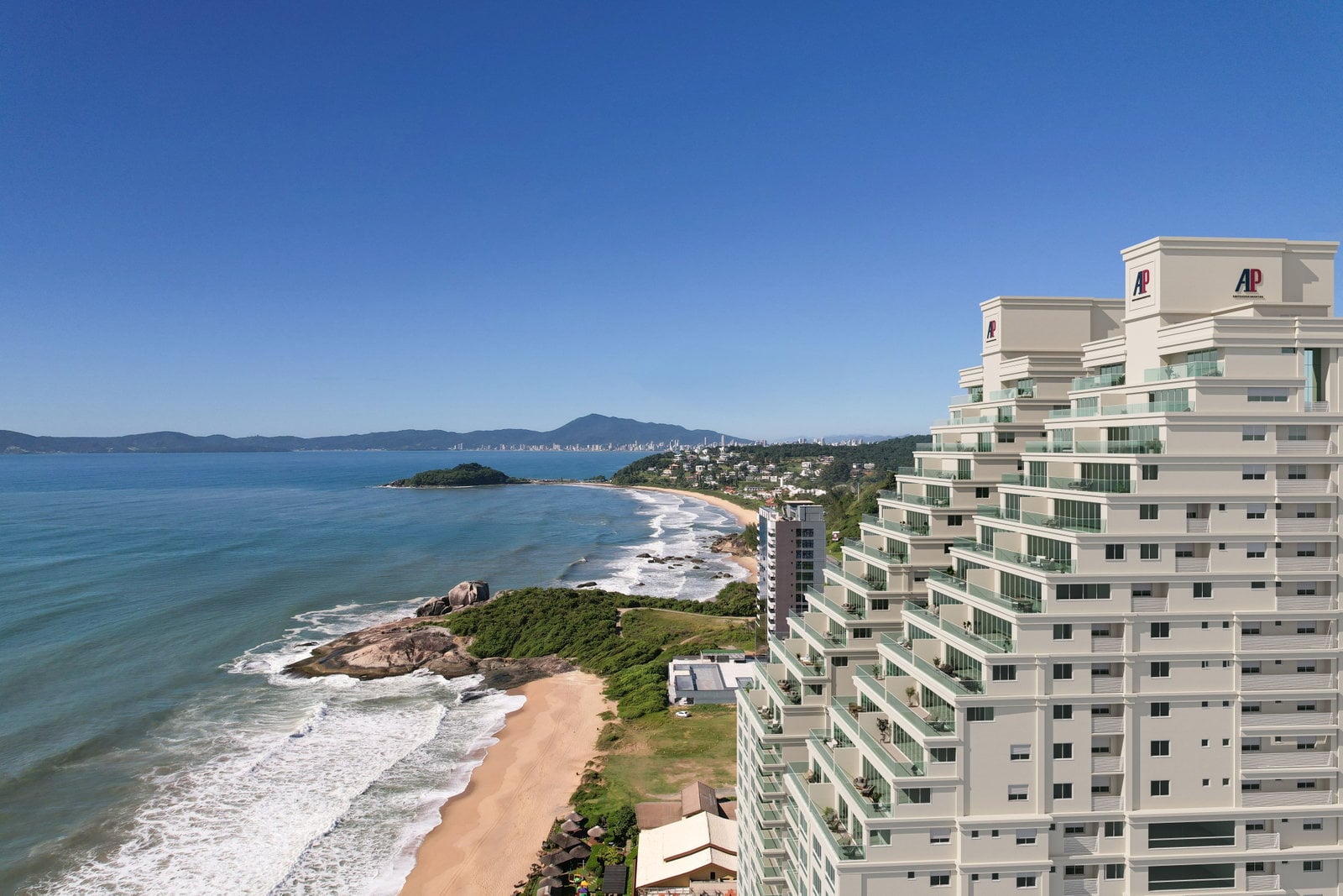 AP Praia Home Resort — Meia Praia