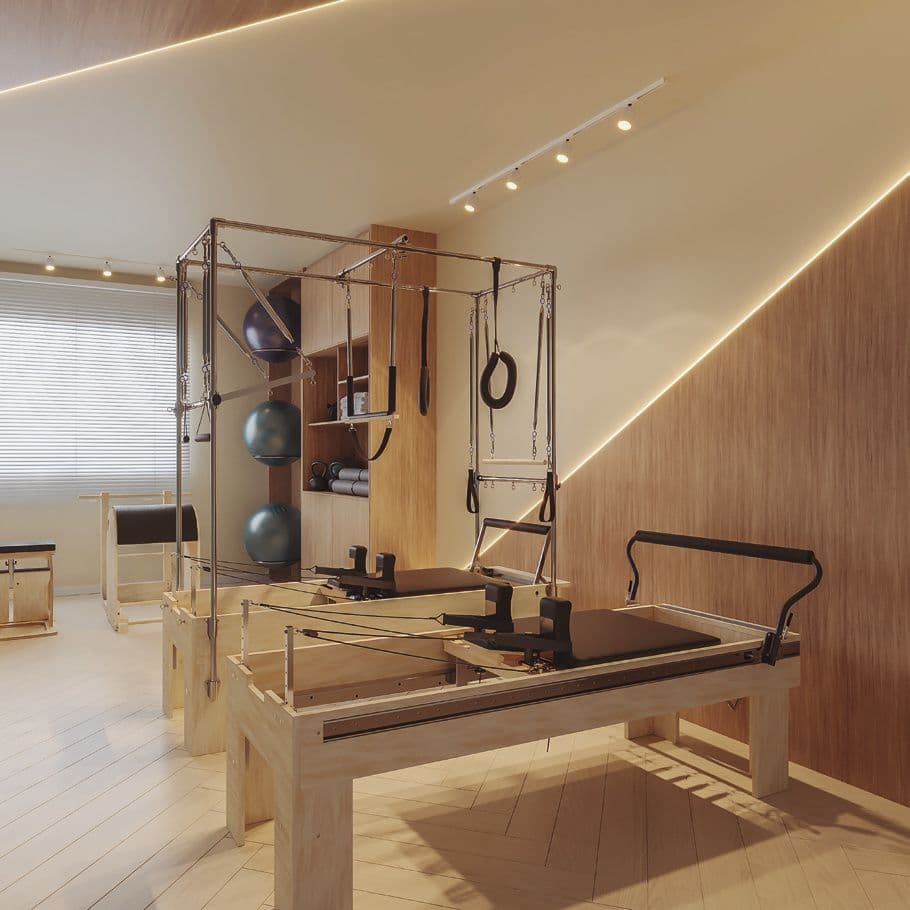 Sala de pilates do Accendis Home Living, em Itapema