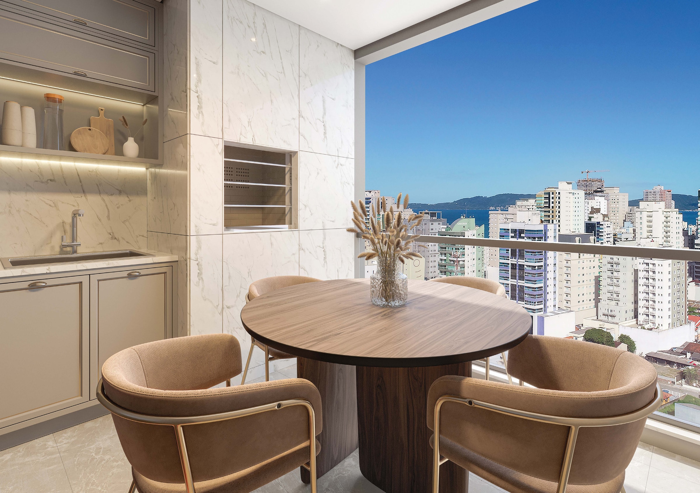Sacada com churrasqueira de apartamento do Gran Solare, com vista da cidade de Itapema