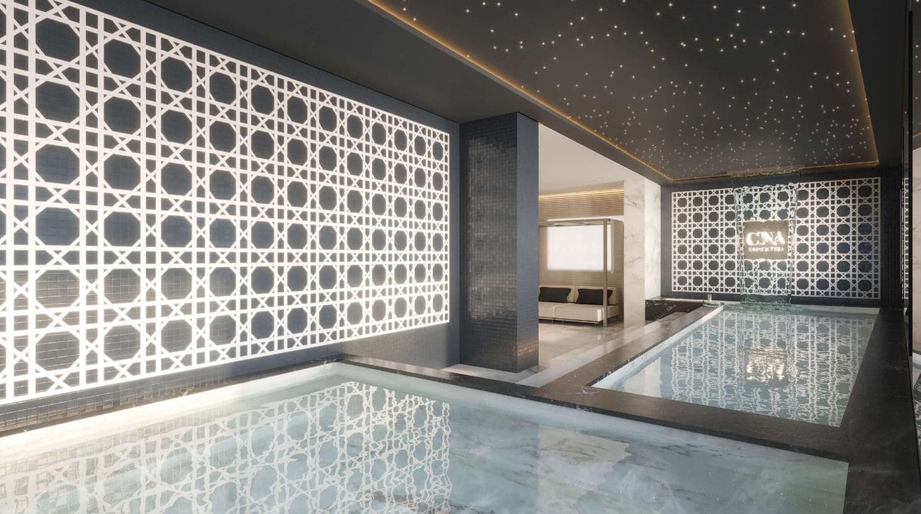 Piscina interna aquecida com SPA do Grand Luxury Residences, na Meia Praia