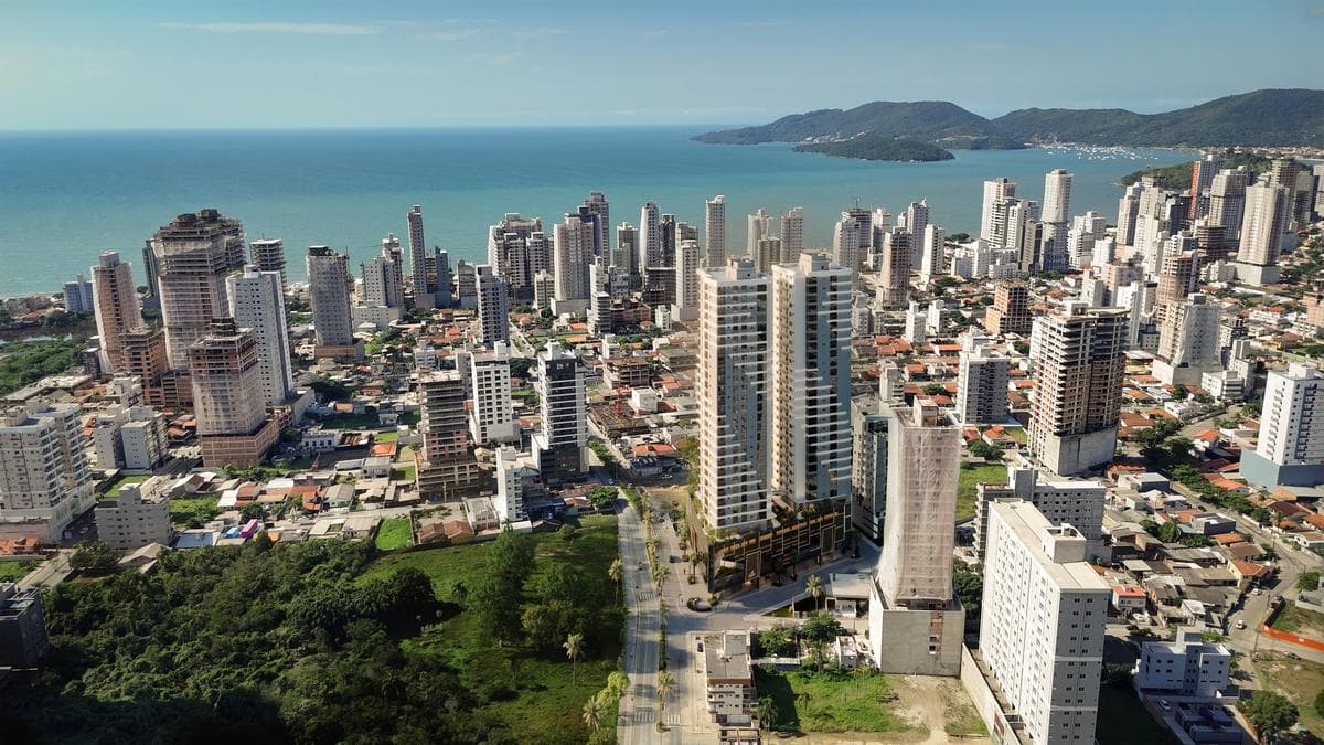 Vista aérea de Balneário Perequê, em Porto Belo, onde fica o Jeddah Exclusive
