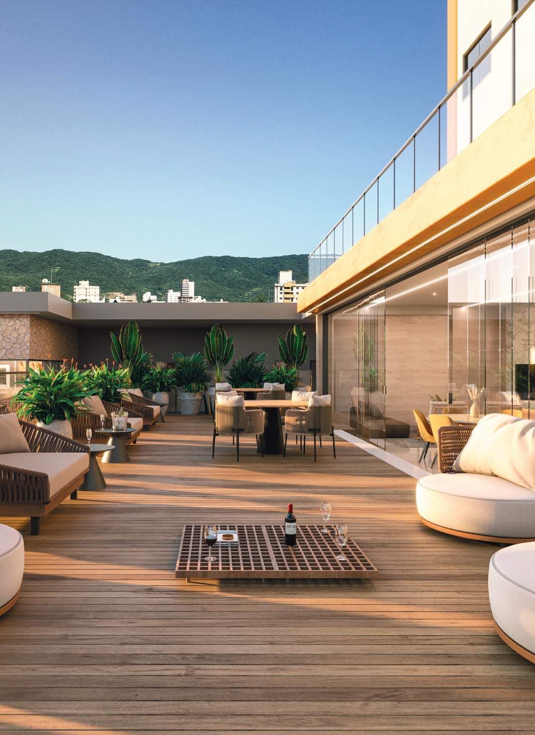 Deck externo do salão de festas do Serenity Residence, em Itapema