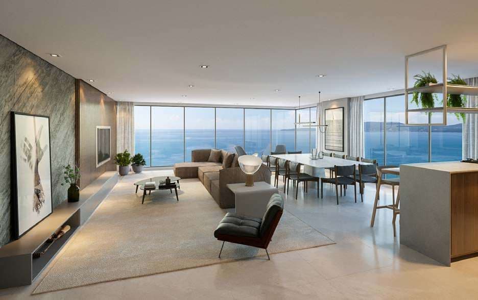 Living integrado de apartamento do Sunny Coast, com vista para o mar
