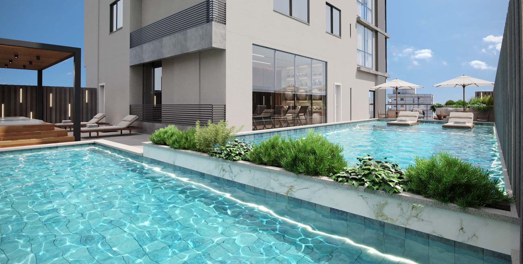 Piscina do The Breeze, na Meia Praia, Itapema