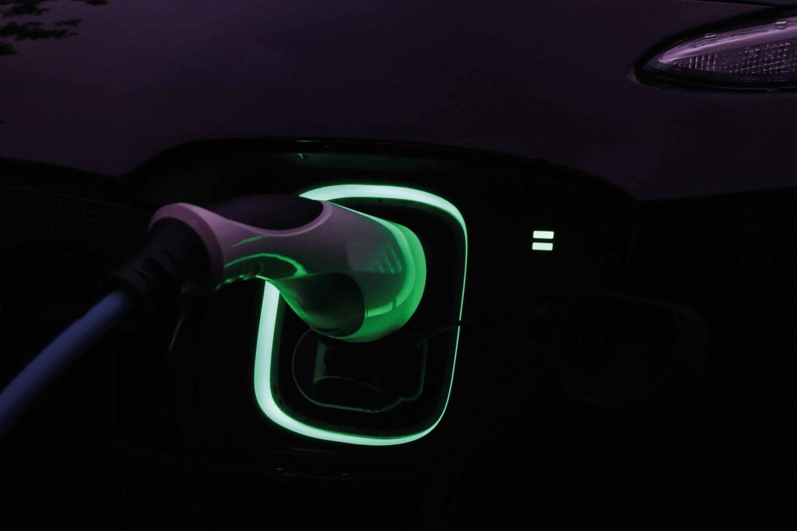 Infraestrutura de carregamento para carros elétricos no Villa Di Capri, em Itapema