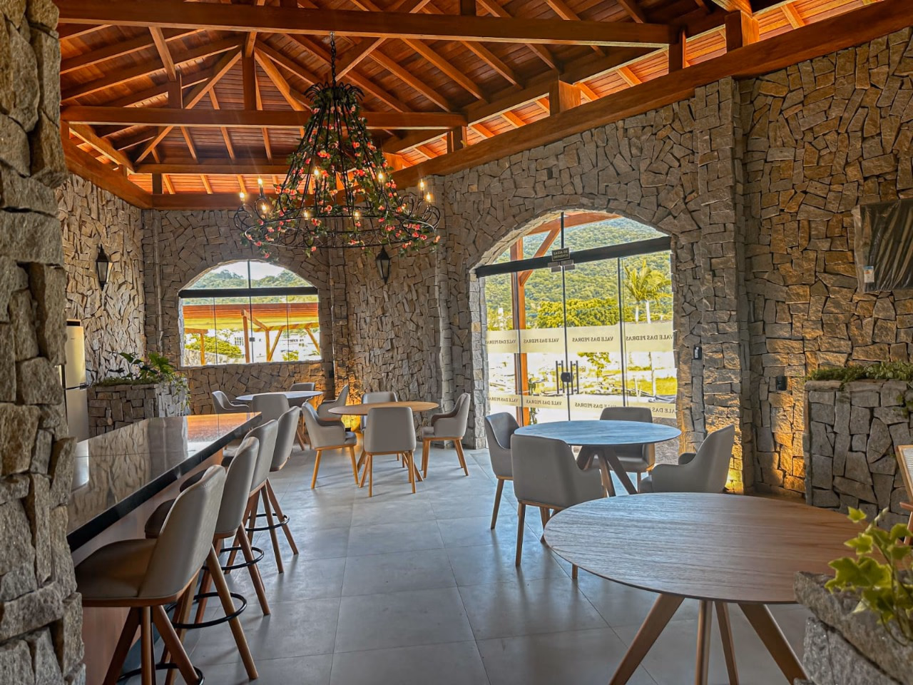 Condomínio Vale das Pedras, Casa Branca, Itapema-SC (22)