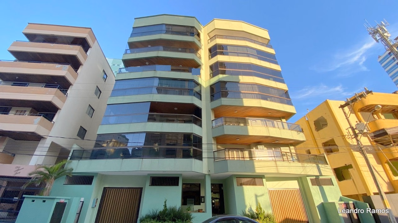 Crystal Residencial — Meia Praia