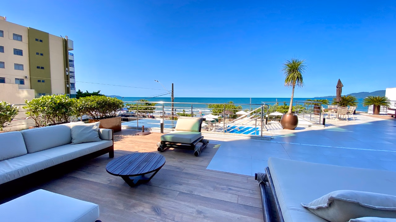 Frente mar, apartamento a venda em Meia Praia, Itapema-SC, Res