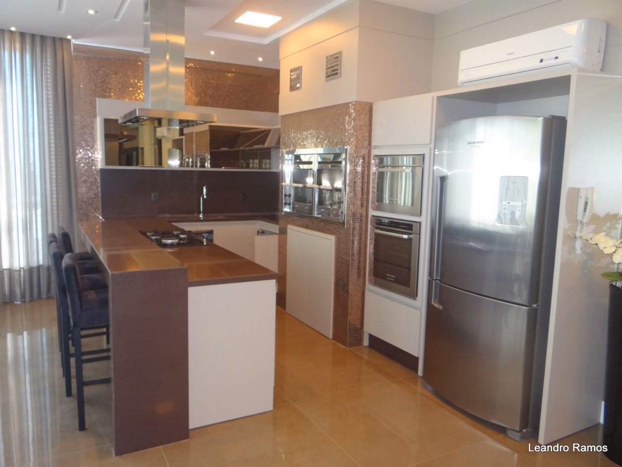 Frente mar, apartamento a venda em Meia Praia, Itapema-SC, Res