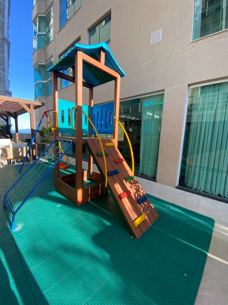 Residencial Green Coast, Rua 129 D, Bairro Centro, Itapema - Sc (17)