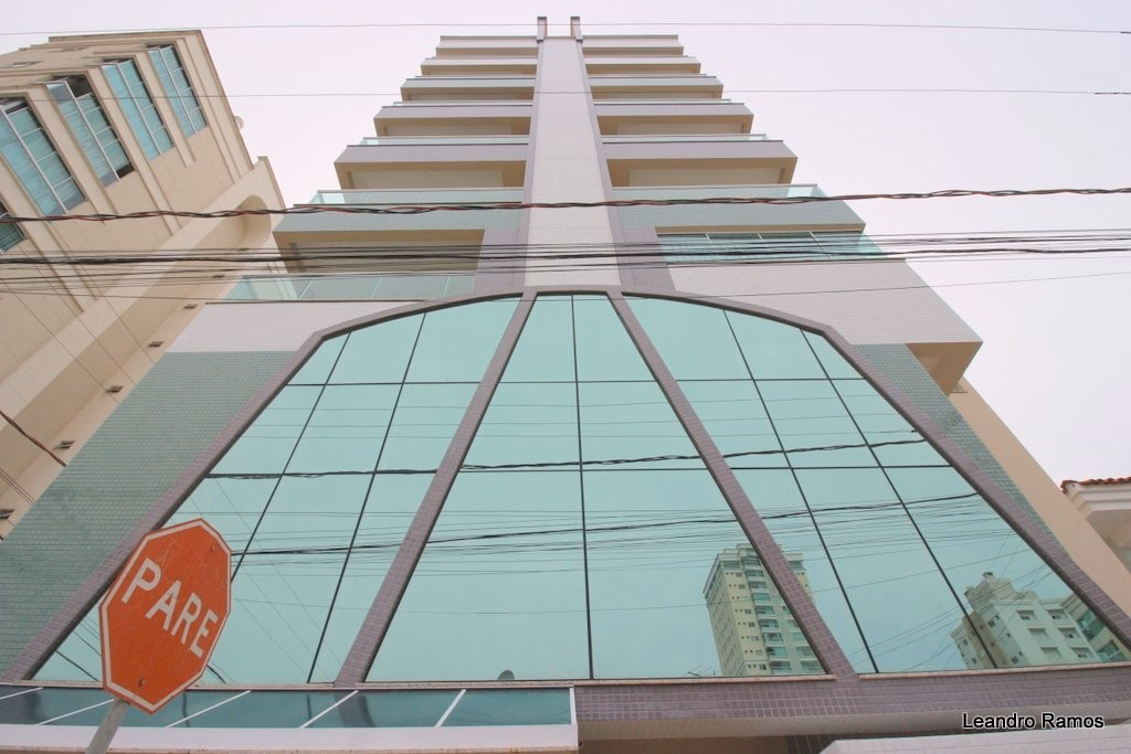 Soberano Residencial — Meia Praia