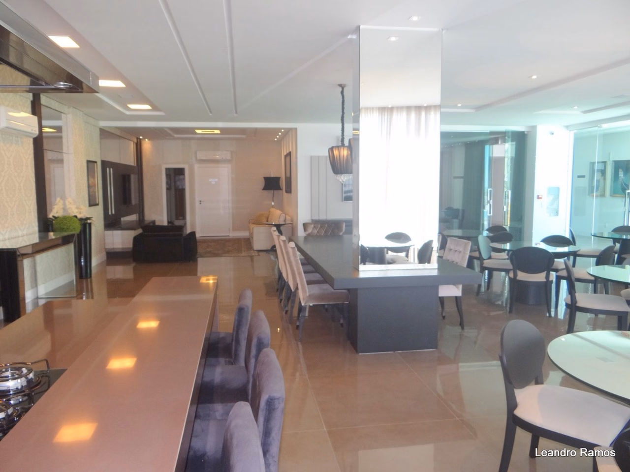Frente mar, apartamento a venda em Meia Praia, Itapema-SC, Res