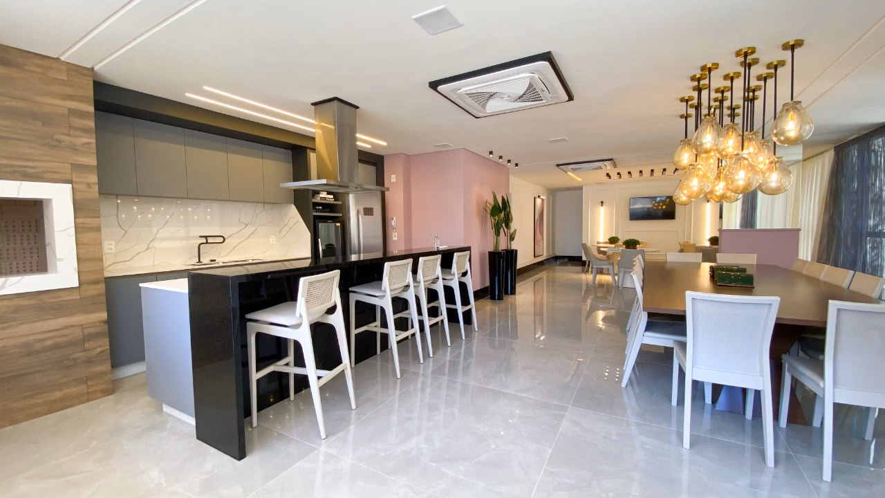 Apartamento o Copenhagen em Meia Praia, Itapema a venda