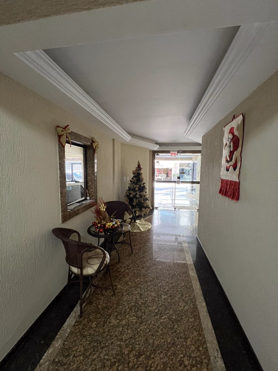 Apartamento a venda, Petit Maison, Meia Praia (4)