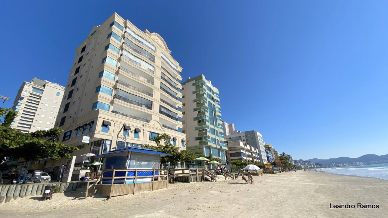 Residencial Venice a venda em Meia Praia (25)