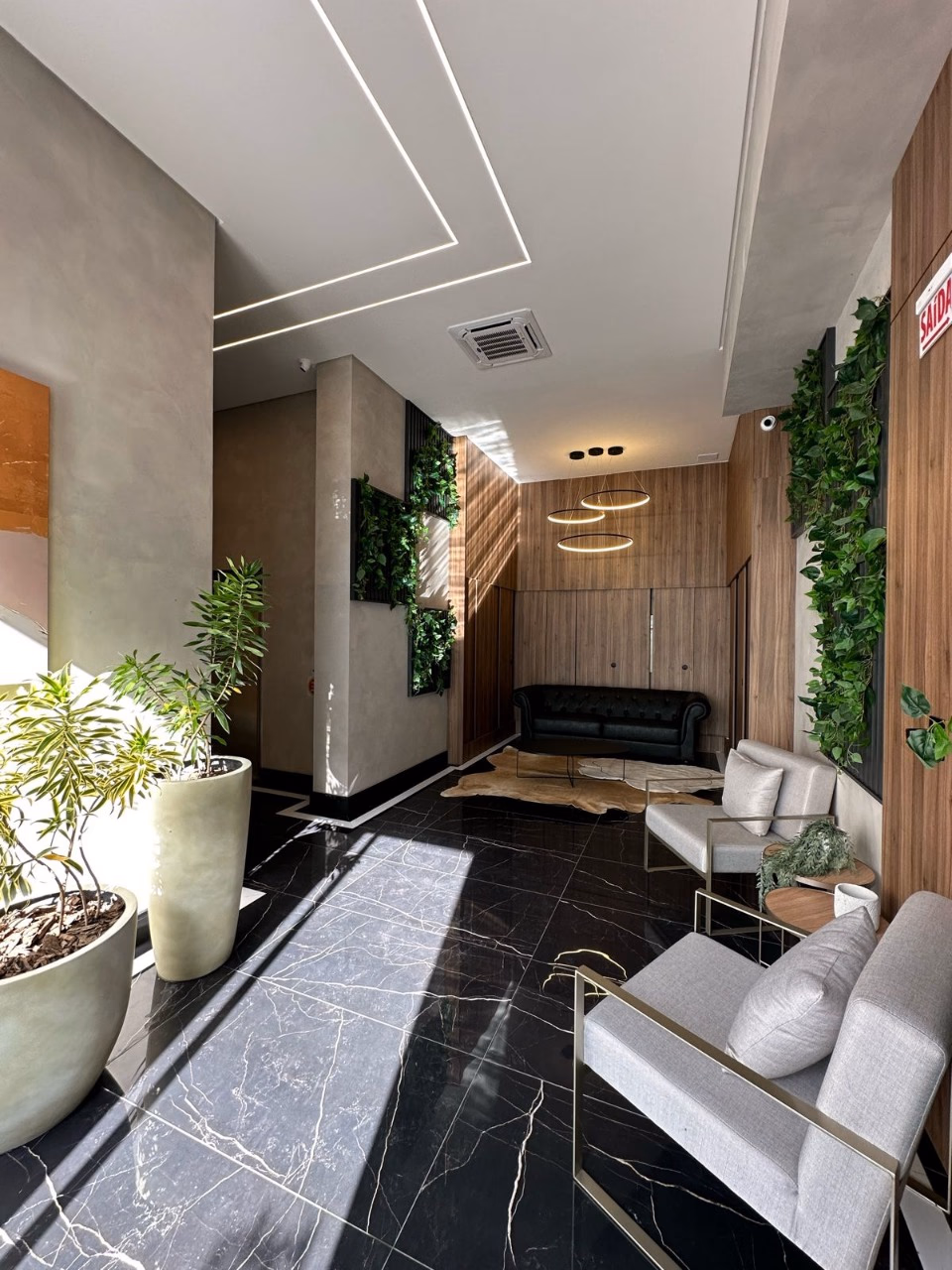 Porto Cali Residence - Rua 232, Bairro Meia Praia, Itapema - SC (3)