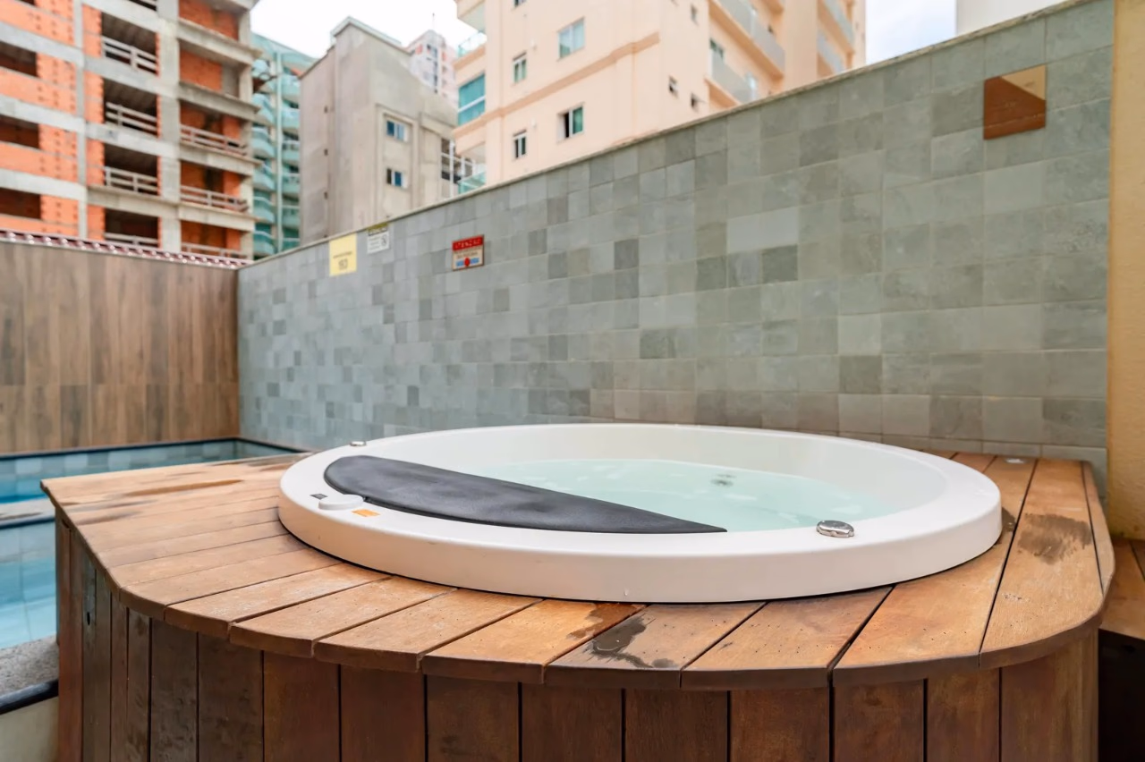 La Victoria Residence - Rua 319, Bairro Meia Praia, Itapema - SC (16)