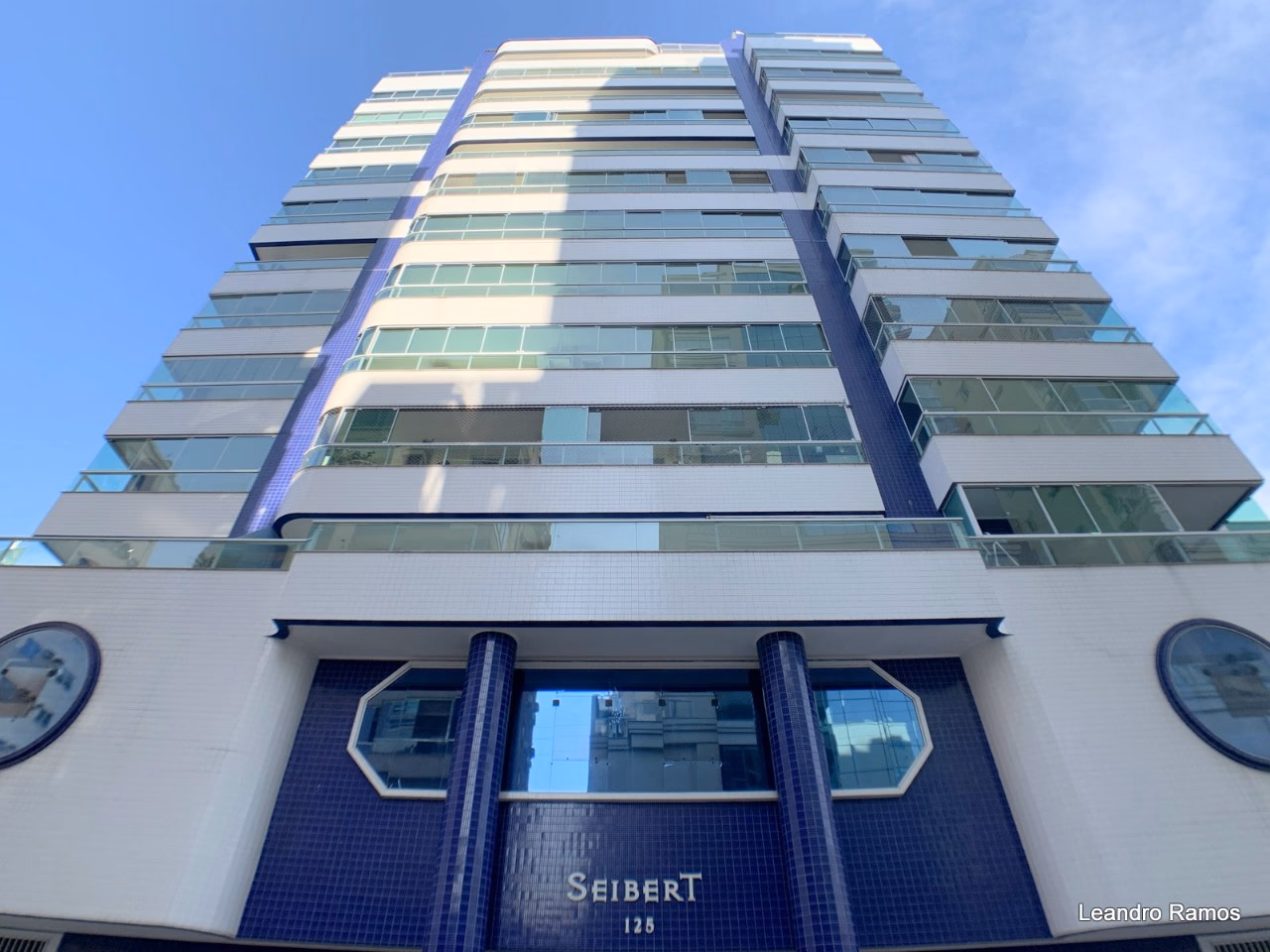 Seibert Residencial — Meia Praia