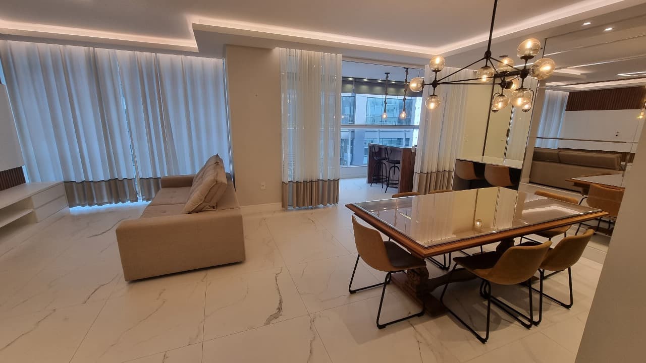 Apartamento 3 suítes em Meia Praia — Meia Praia, Itapema