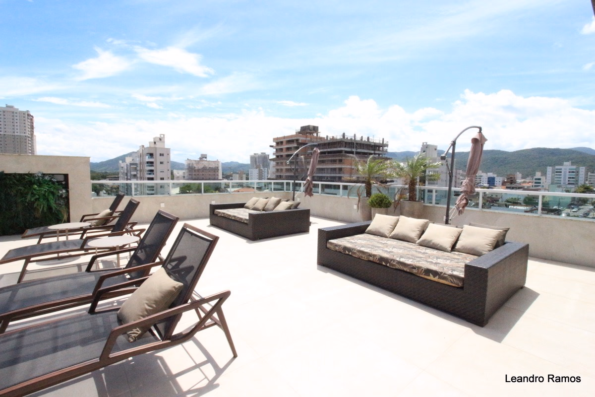 Apartamento a venda na Meia Praia, em Itapema-SC (8)