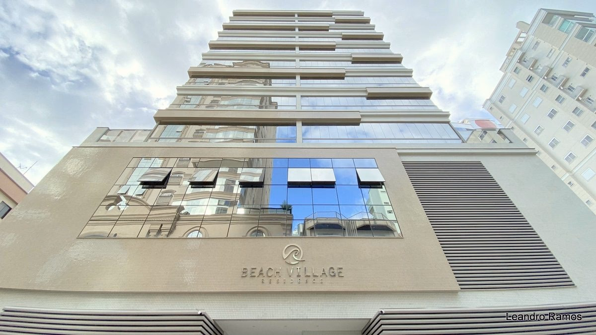 Apartamento quadra mar mobiliado á venda em Meia Praia - beach Village á venda em Itapema (21)