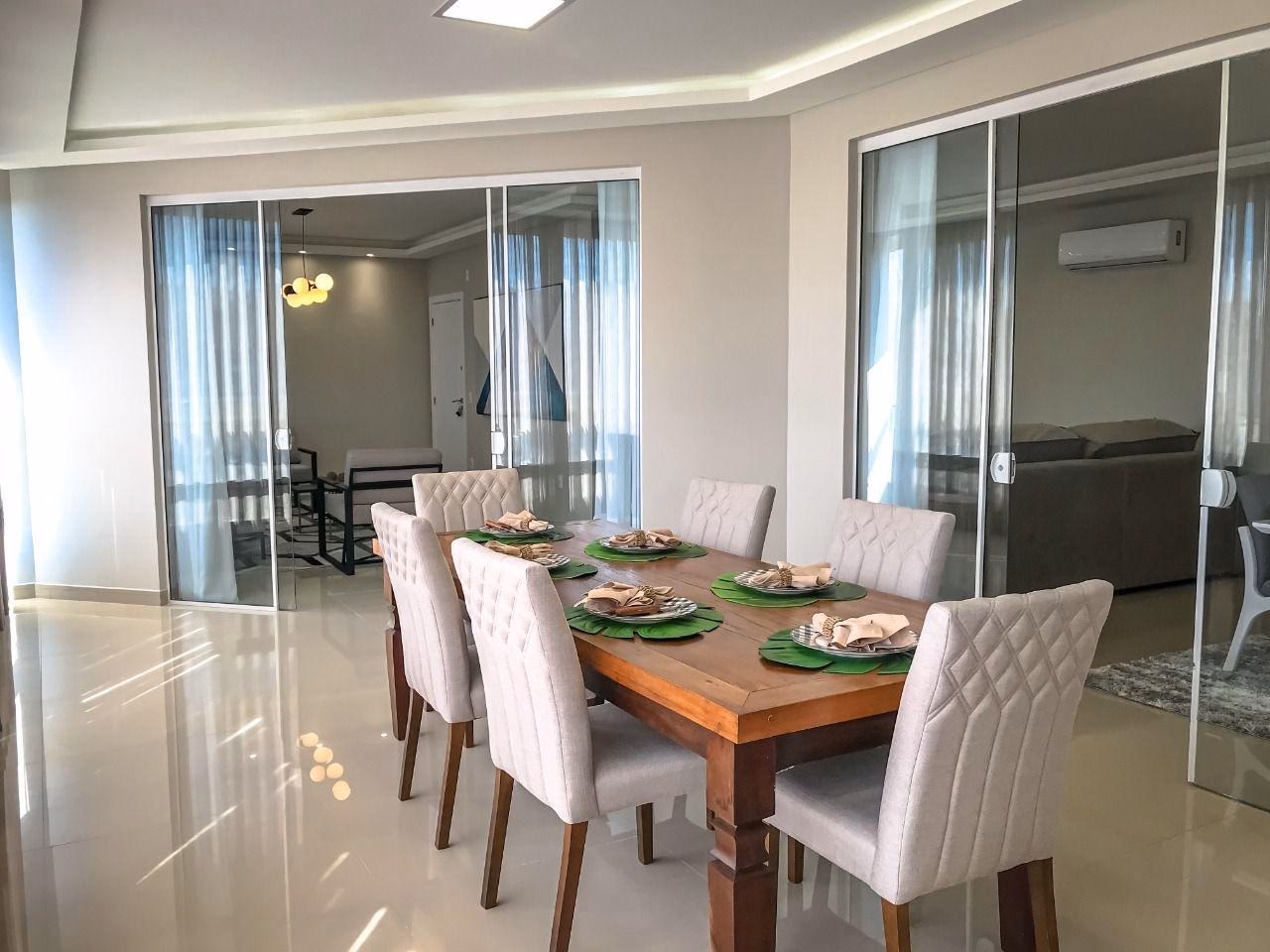 Apartamento 4 suítes em Meia Praia — Meia Praia, Itapema