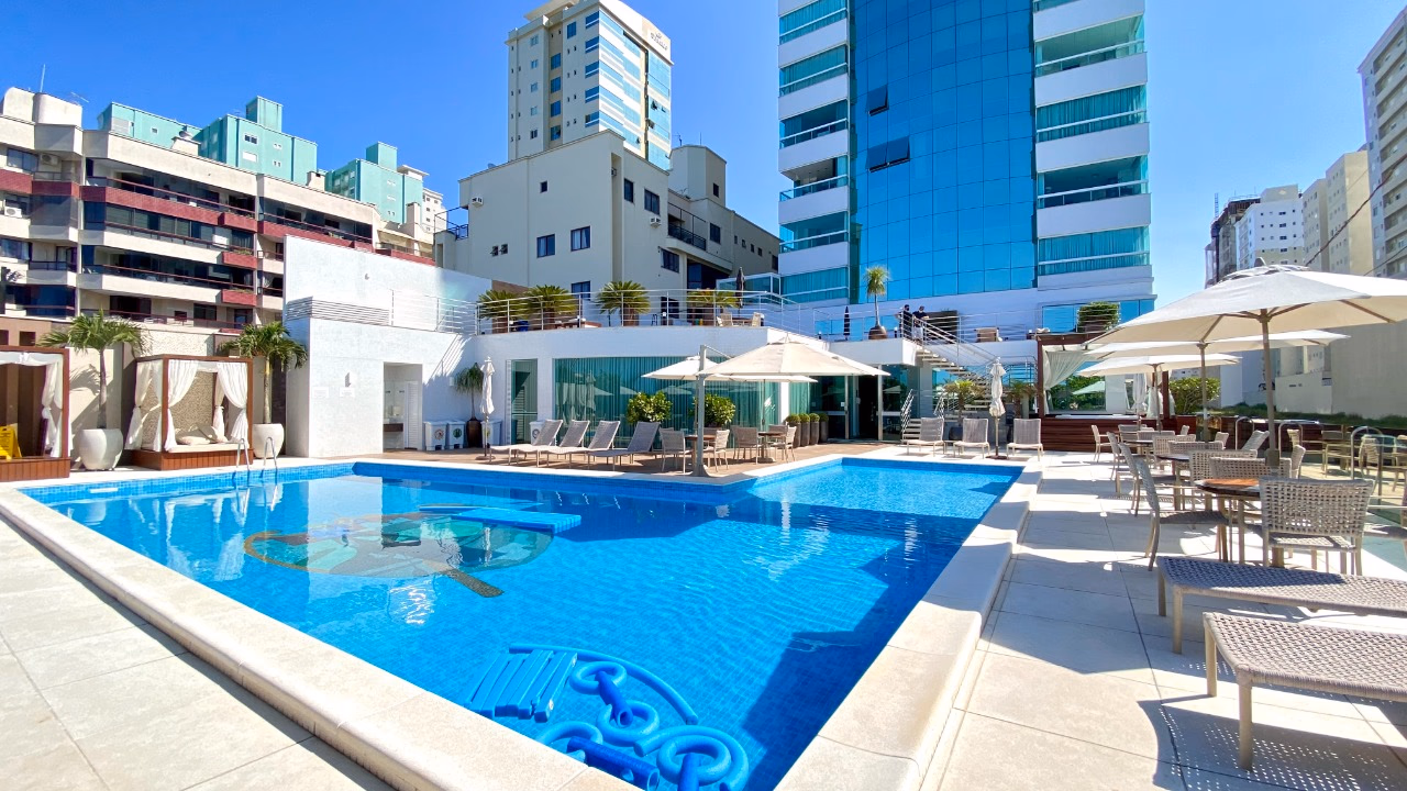 Frente mar, apartamento a venda em Meia Praia, Itapema-SC, Res