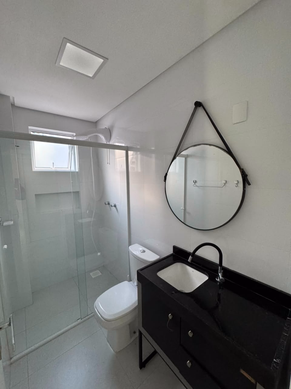 Apartamento 1 suíte em Meia Praia — Meia Praia, Itapema