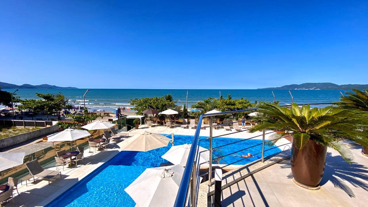 Frente mar, apartamento a venda em Meia Praia, Itapema-SC, Res
