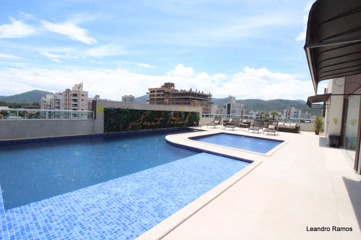 Apartamento a venda na Meia Praia, em Itapema-SC (6)