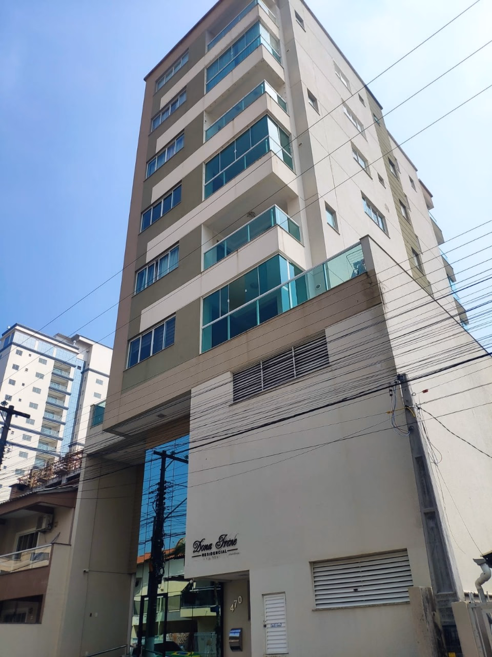 Dona Irene Residence — Meia Praia