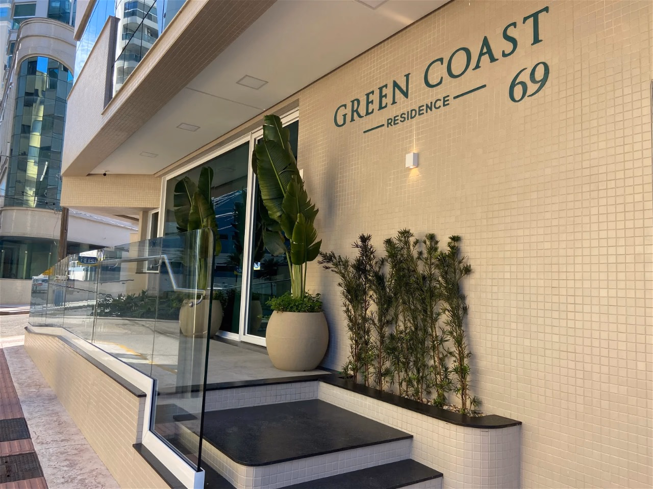 Residencial Green Coast, Rua 129 D, Bairro Centro, Itapema - Sc (1)