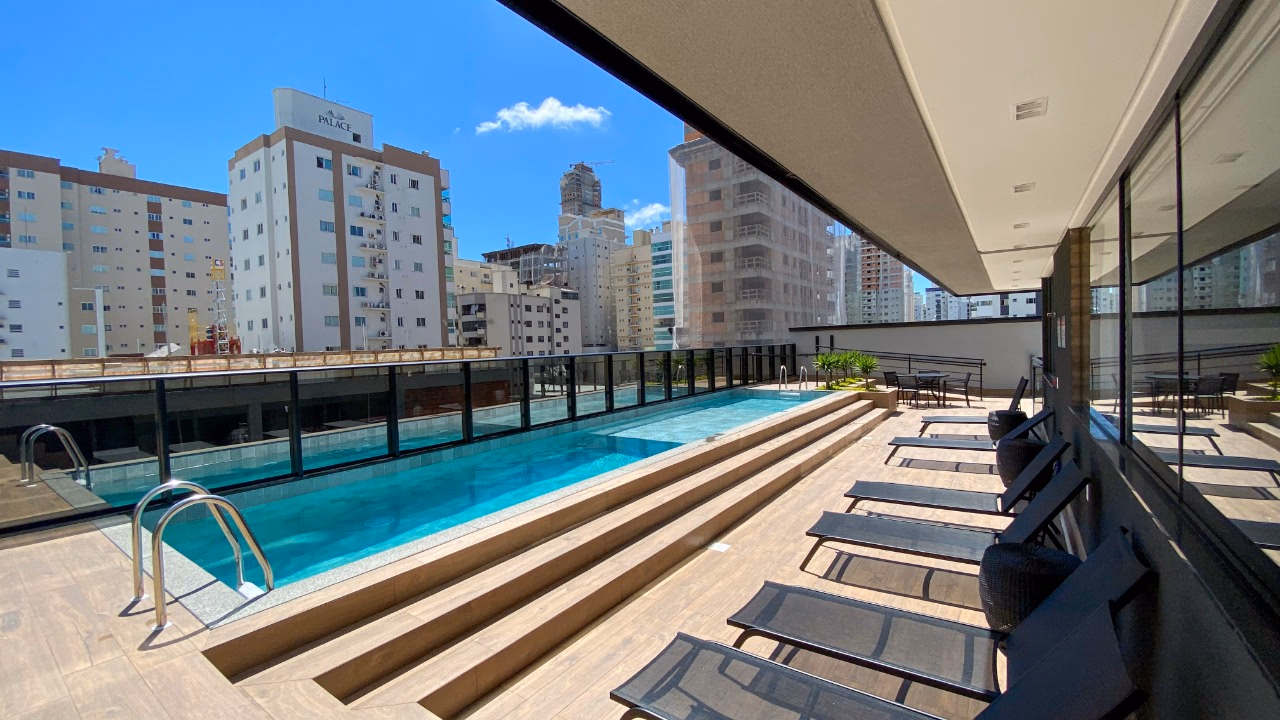 Apartamento o Copenhagen em Meia Praia, Itapema a venda